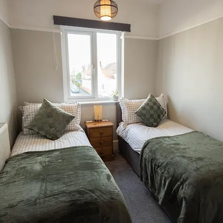 Spacious, Smart Tv, Wi-fi, Balcony, Garden * Bristol