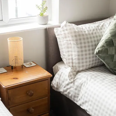 Spacious, Smart Tv, Wi-fi, Balcony, Garden Bristol