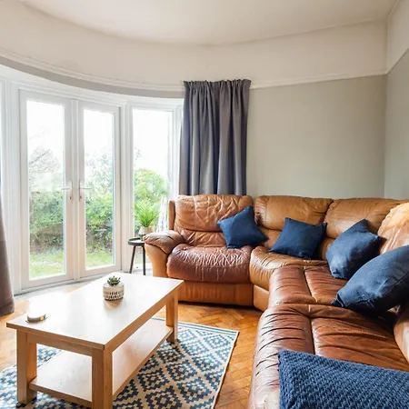 Dom wakacyjny Spacious, Smart Tv, Wi-fi, Balcony, Garden