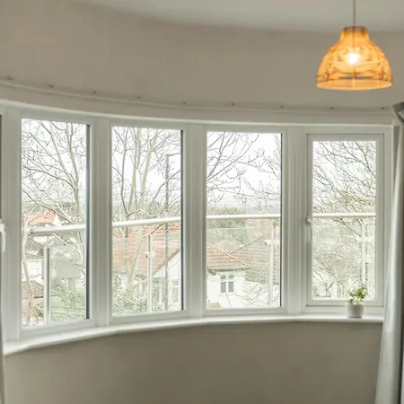 Spacious, Smart Tv, Wi-fi, Balcony, Garden ブリストル