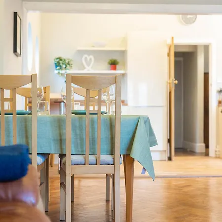 Spacious, Smart Tv, Wi-fi, Balcony, Garden *