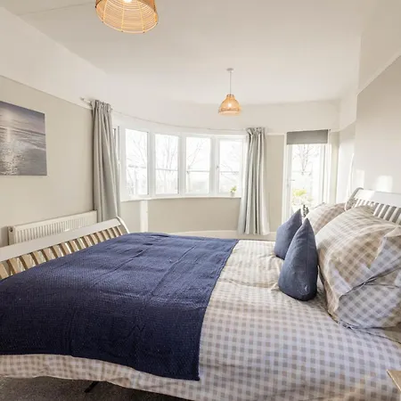 別荘 Spacious, Smart Tv, Wi-fi, Balcony, Garden
