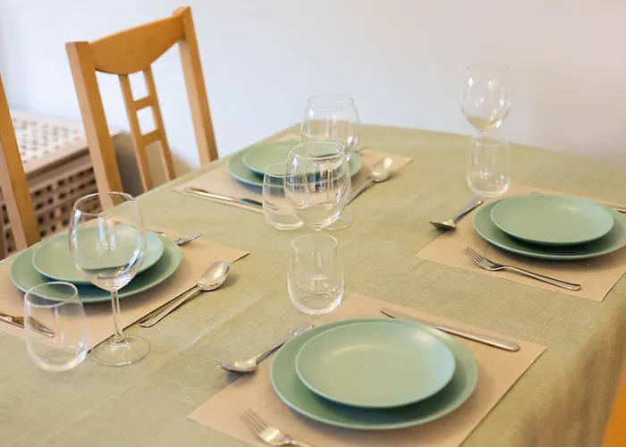 Spacious, Smart Tv, Wi-fi, Balcony, Garden *