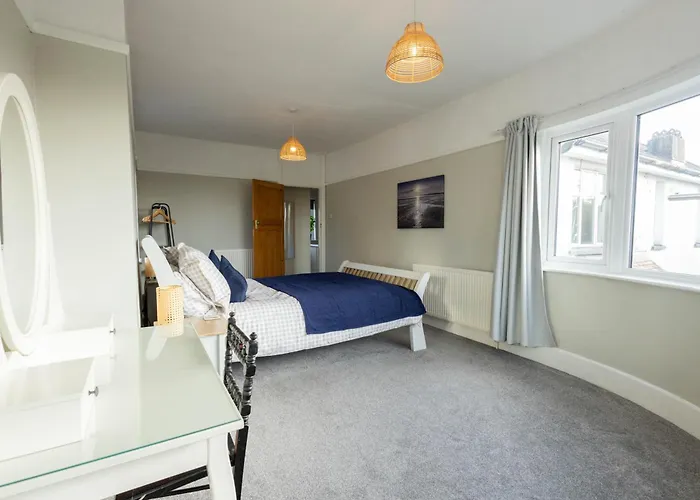 Dom wakacyjny Spacious, Smart Tv, Wi-fi, Balcony, Garden