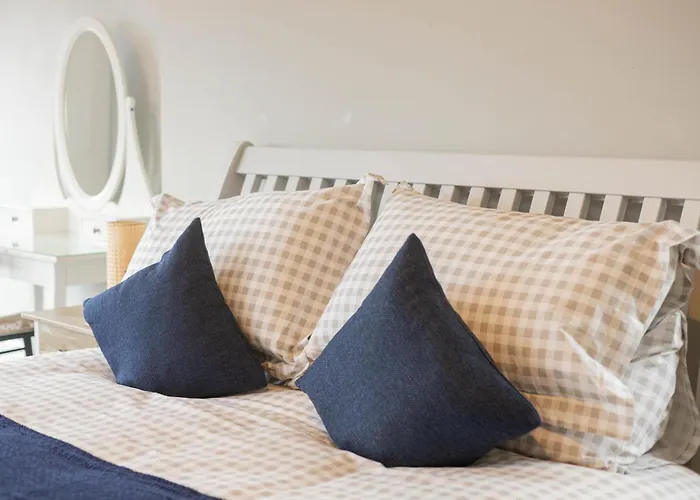 Spacious, Smart Tv, Wi-fi, Balcony, Garden