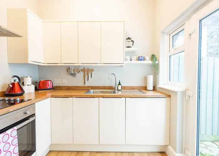 Spacious, Smart Tv, Wi-fi, Balcony, Garden Bristol