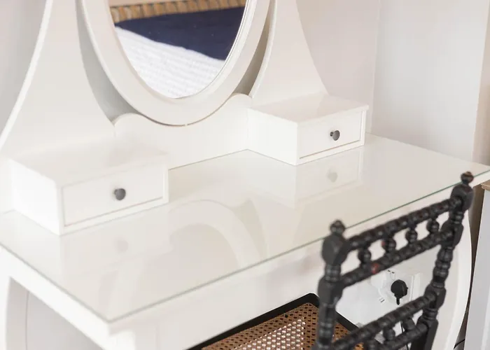 Spacious, Smart Tv, Wi-fi, Balcony, Garden *